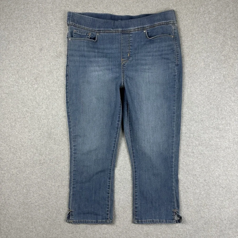 Levi Strauss Signature Gold Women's Totally Shaping Pull On Capri Size 14 - Picture 1 of 10